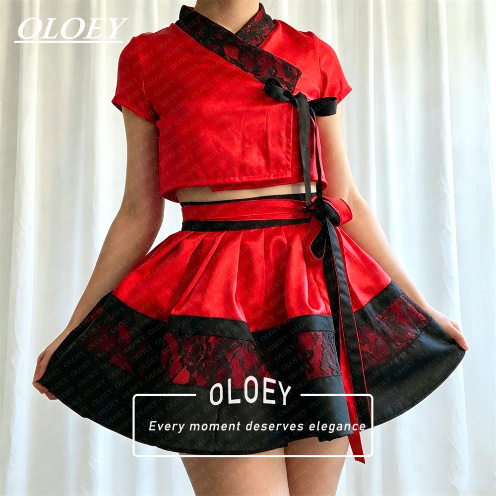 Hanbok Modern Set - ชุดฮันบกสั้นสีดำแดงสไตล์โมเดิร์น OLOEY ชุด 2 ชิ้น ผ้าซาตินลูกไม้สไตล์เกาหลี