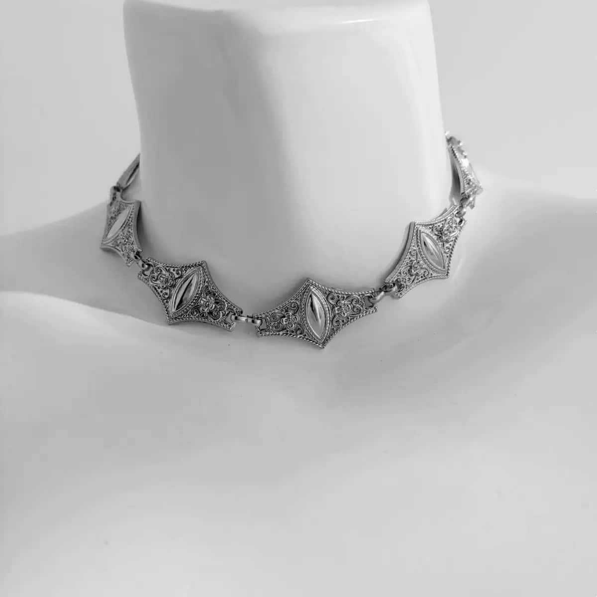สร้อยคอช็อคเกอร์สไตล์ฮิปฮอป พั - Ethnic Fashion Wear For Women บทวิจารณ์และราคา