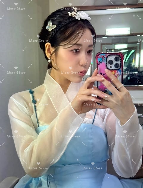 ชุดฮันบกสั้นสไตล์โมเดิร์น Lise - Hanbok Modern Set บทวิจารณ์และราคา