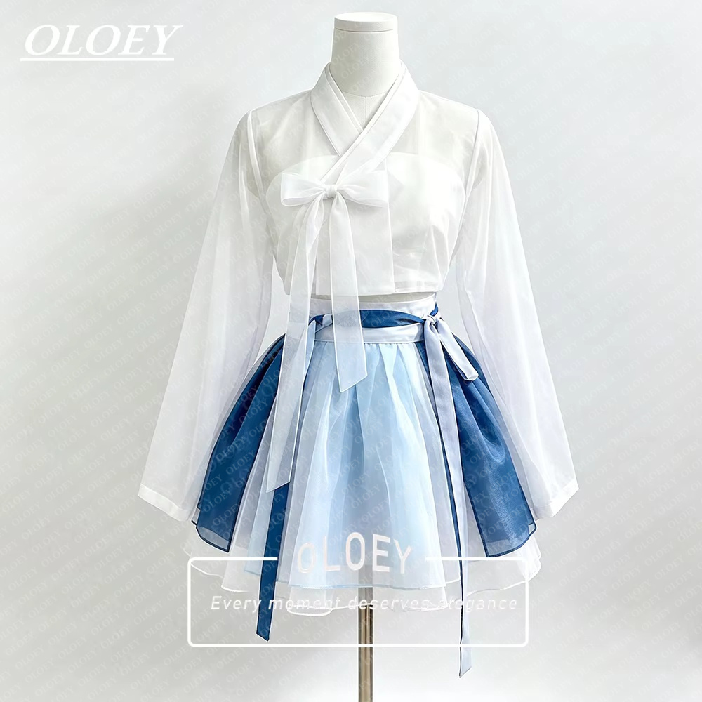 ชุดฮันบกสั้นสไตล์โมเดิร์น OLOE - Hanbok Modern Set บทวิจารณ์และราคา
